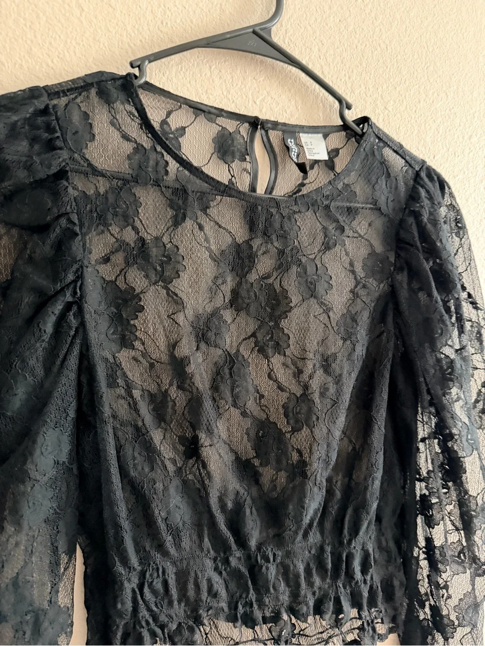 H&M Divided Black Floral Lace Crop Top